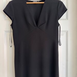 DKNY Dress in excellent condition Size 10 Crepe Black